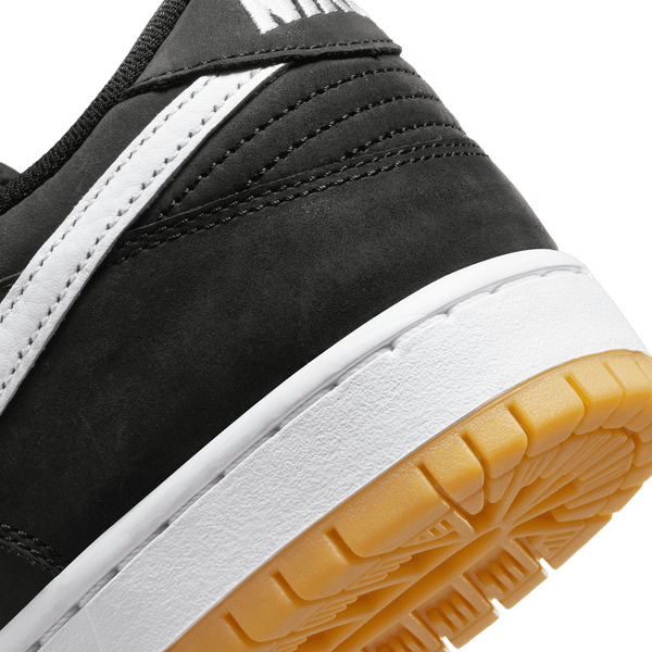 NIKE SB - DUNK LOW PRO BLACK / WHITE