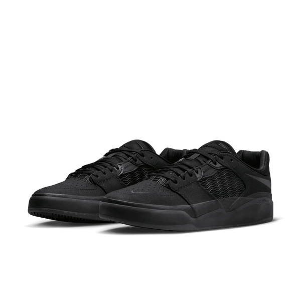 NIKE SB - ISHOD PRM TRIPLE BLACK