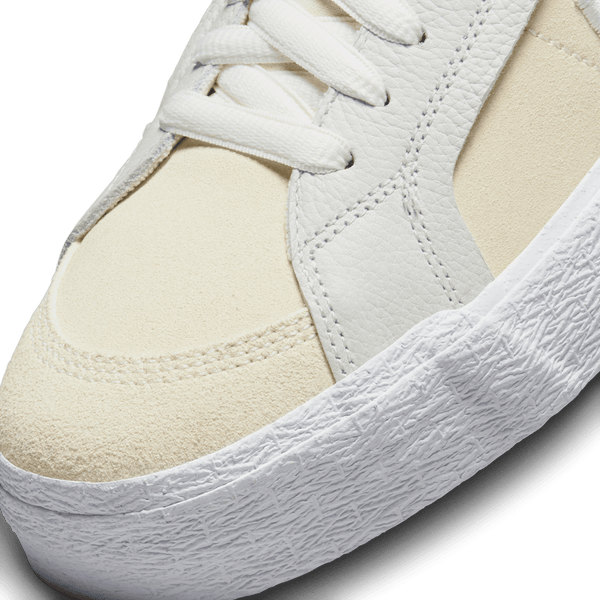 NIKE SB - ZOOM BLAZER MID PRM PLUS SUMMIT WHITE