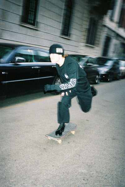 RUFUS - SCRIPT LONGSLEEVE - BLACK / BONE